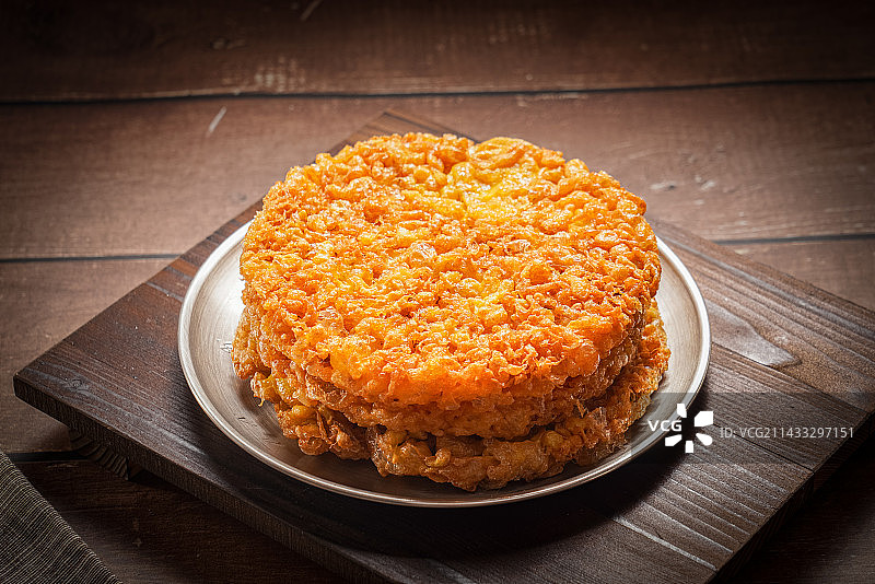 螺蛳粉炸蛋图片素材