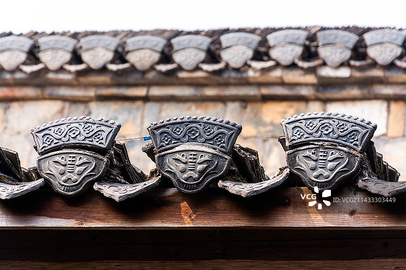 江西瑶里古镇的屋檐瓦当图片素材