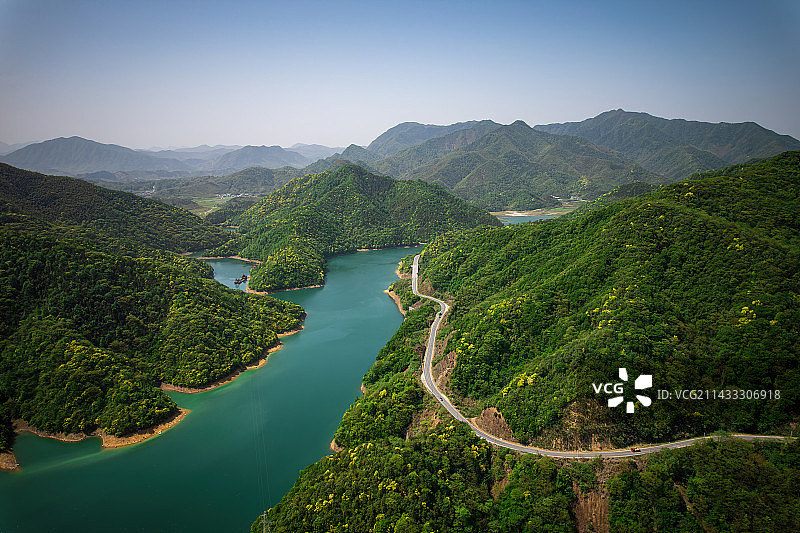 山水和公路风景图图片素材