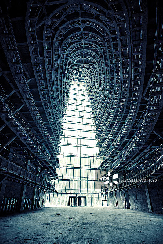 银色宫殿图片素材