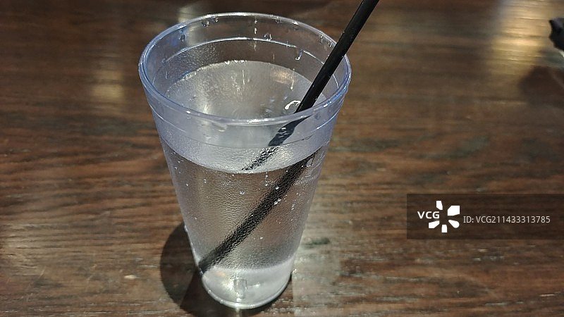 奥特莱斯快餐之冰水图片素材