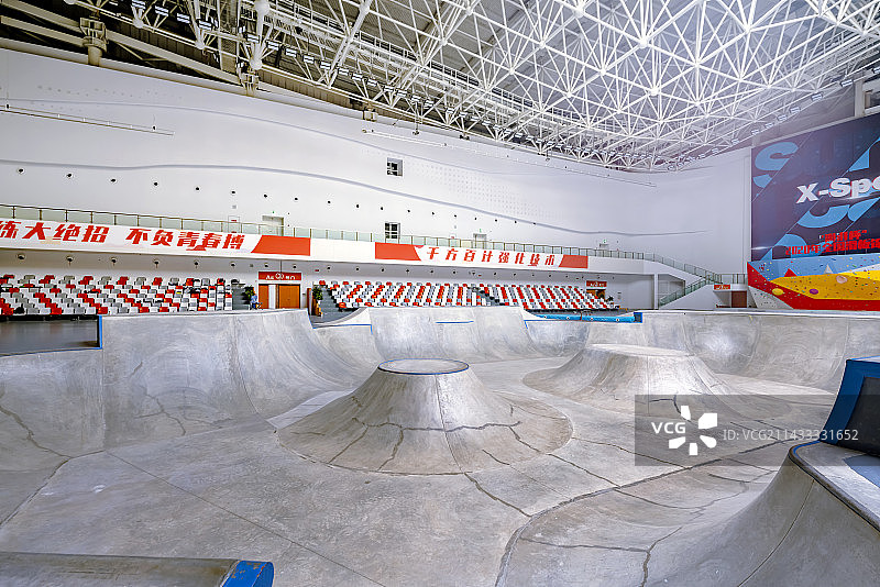 国家极限运动溧水训练基地室内轮滑训练碗池图片素材