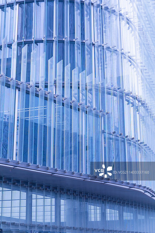 现代城市建筑玻璃幕墙图片素材
