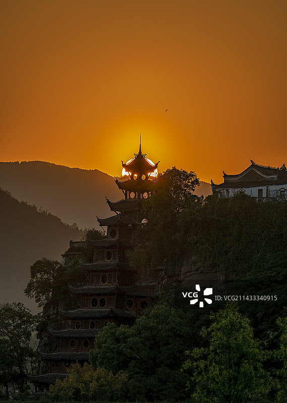 夕照石宝寨图片素材