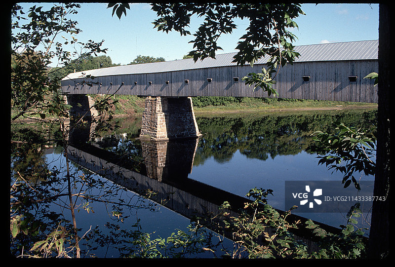 带顶棚的温莎康沃尔桥图片素材
