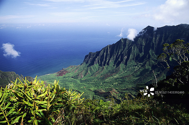 卡拉劳山谷和纳帕利海岸山脉图片素材