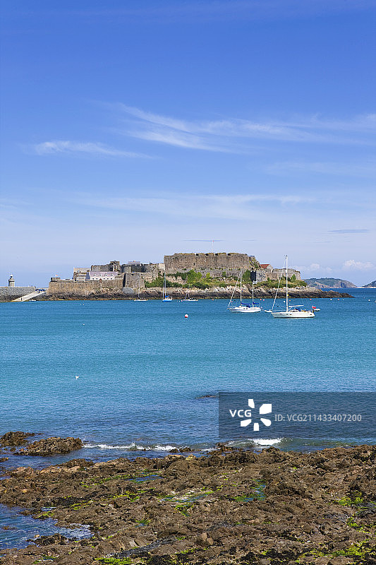 根西岛，海峡群岛：科内特城堡风光图片素材