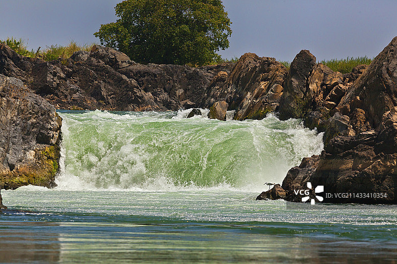 湄公河四千岛区域的丹艾瀑布图片素材