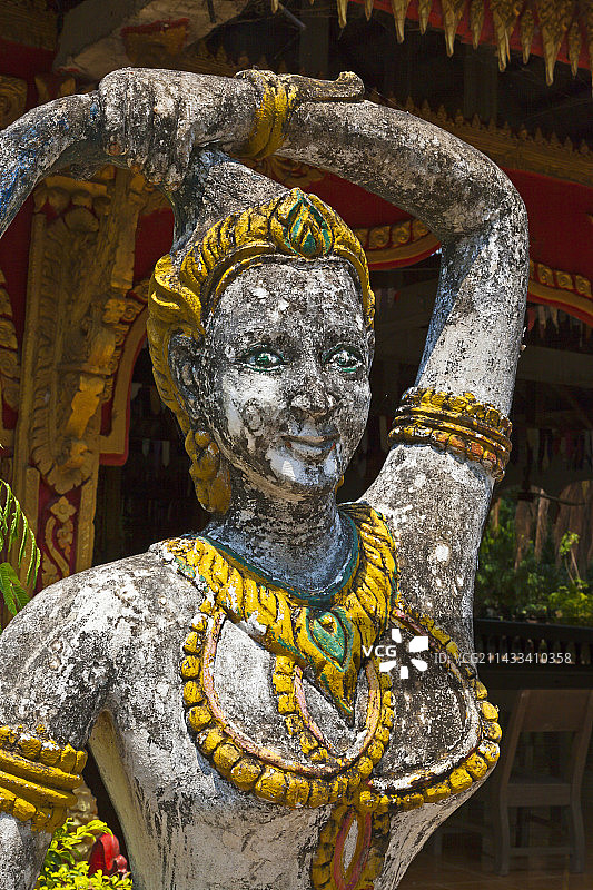 湄公河四千美岛区域东孔岛寺庙佛像图片素材