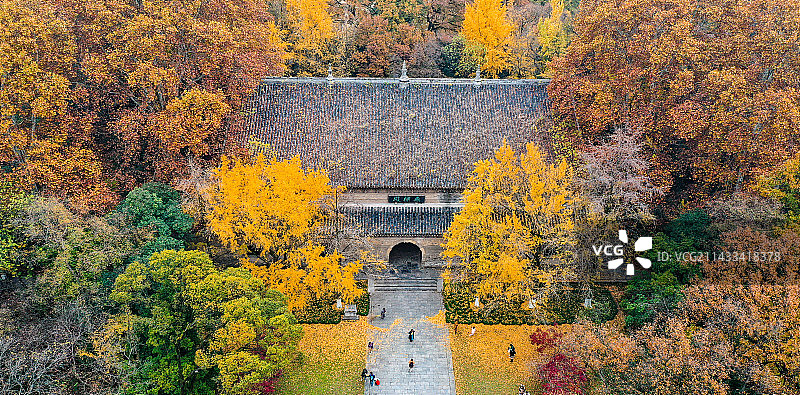 无梁殿·灵谷寺之秋图片素材