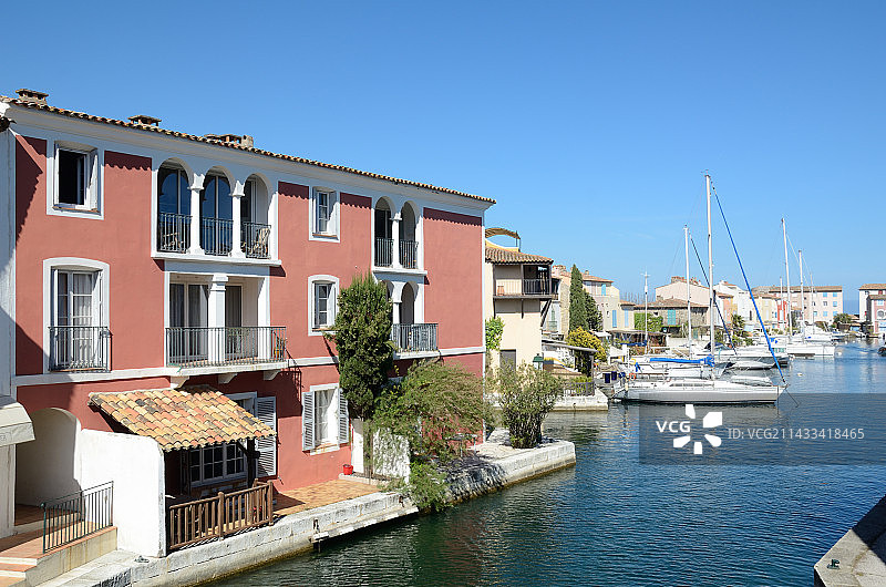 瓦尔省格里莫港风光图片素材