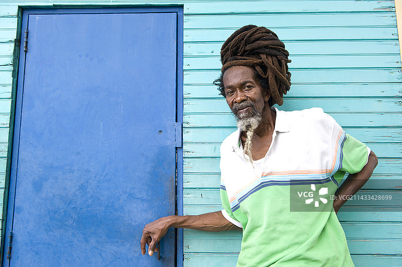 一头脏辫的男人，牙买加图片素材