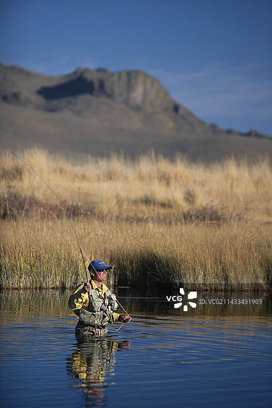 银溪飞蝇钓鱼图片素材