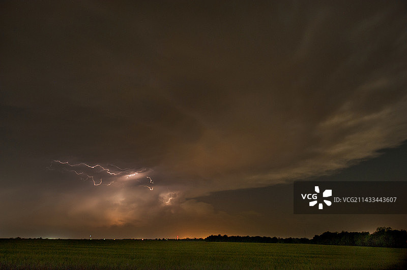 堪萨斯州维奥拉的恶劣天气图片素材