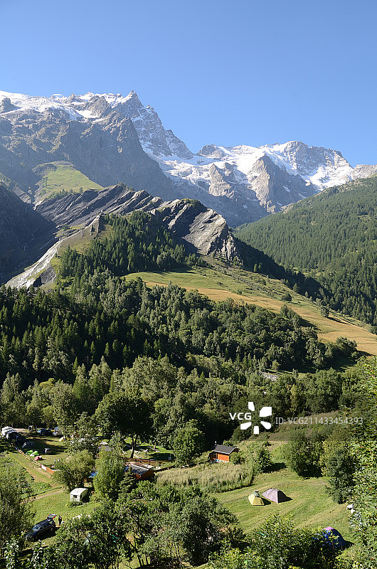 法国埃克兰国家公园Le Meije露营地图片素材