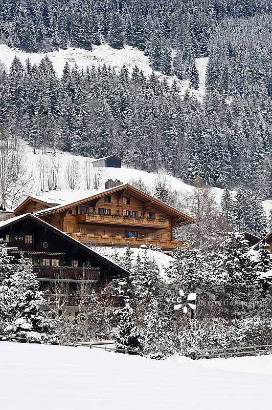 瑞士小木屋图片素材