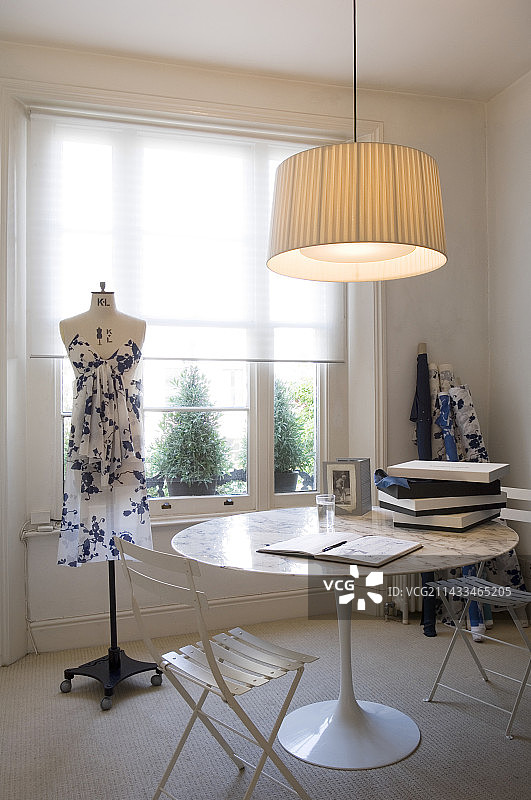 伦敦时装设计师的诺丁山居住工作单元图片素材