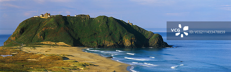 1号公路沿海山丘图片素材