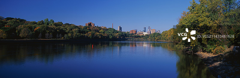 明尼阿波利斯与密西西比河图片素材