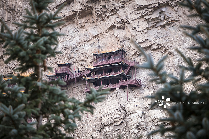 山西大同悬空寺险峻的建筑外观图片素材