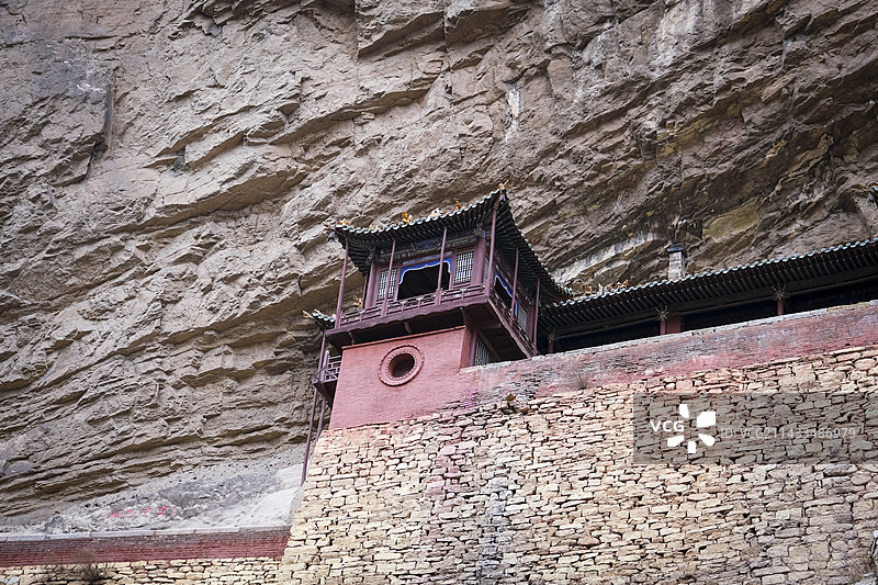 山西大同悬空寺险峻的建筑外观图片素材