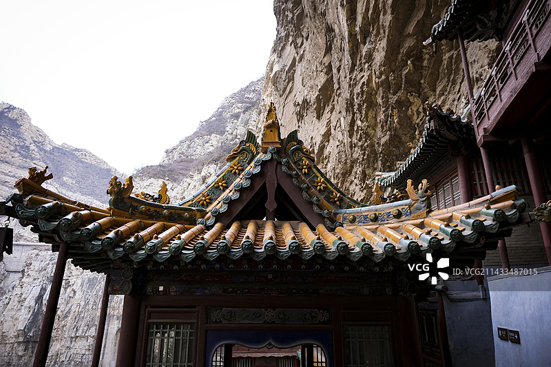 山西大同悬空寺险峻的建筑外观图片素材