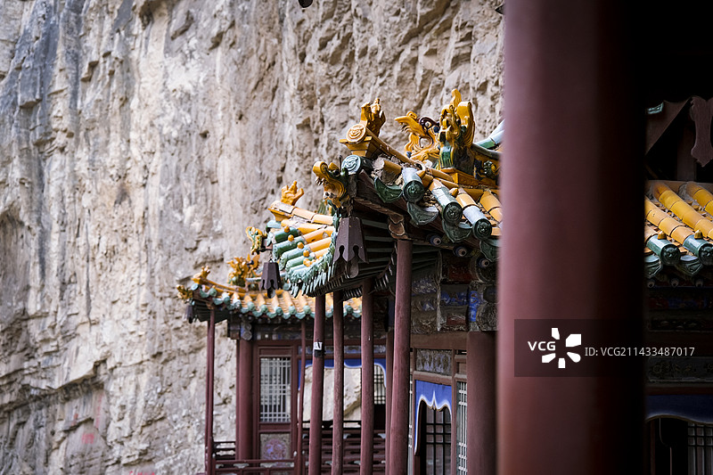 山西大同悬空寺险峻的建筑外观图片素材