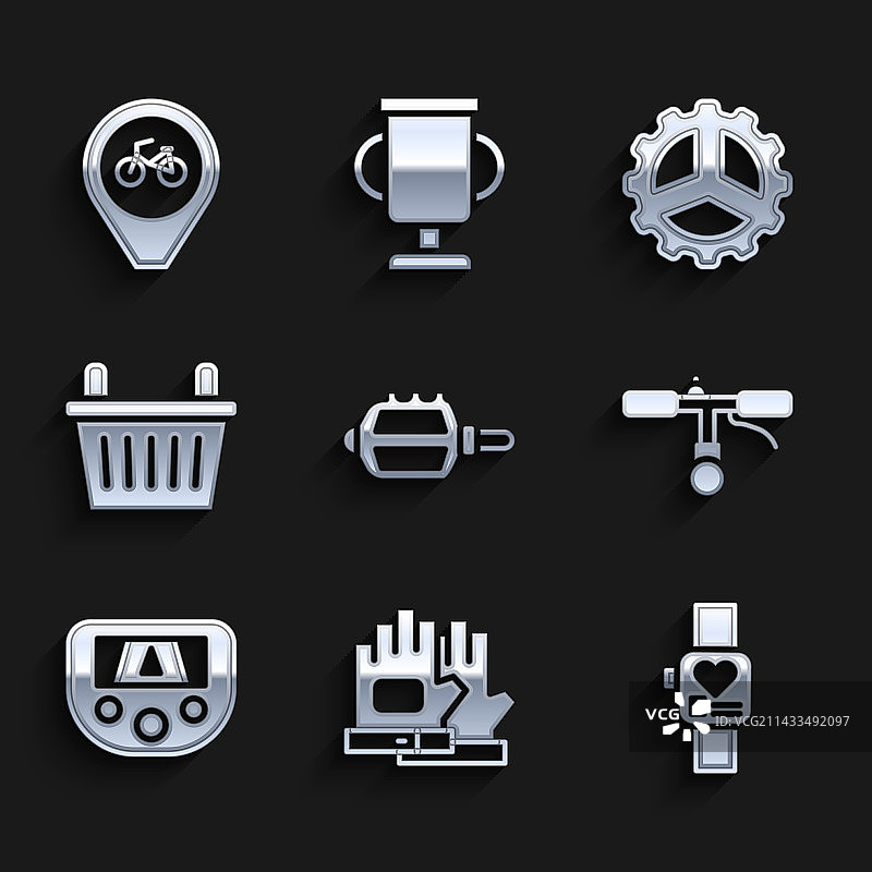 自行车脚踏板、手套和智能手表车把图片素材