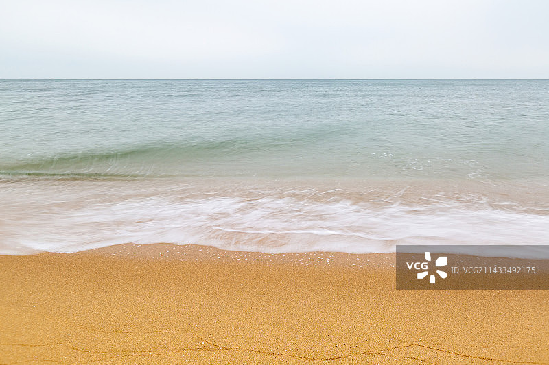 沙滩和浪花图片素材