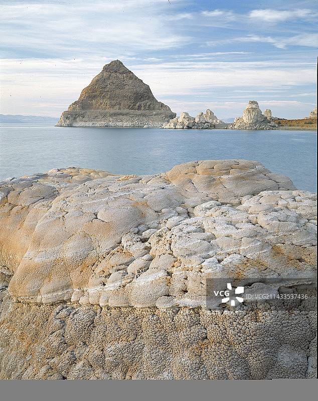 金字塔湖图片素材