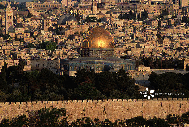 圆顶的岩石图片素材