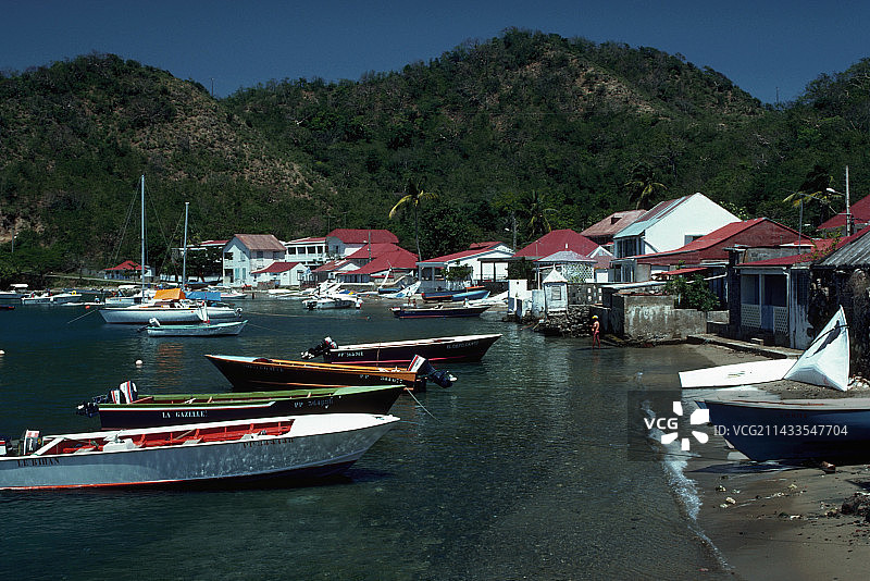 瓜德罗普岛的渔村图片素材
