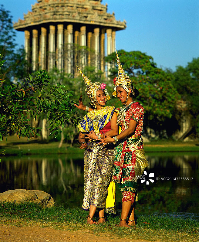 泰国传统舞蹈演员图片素材