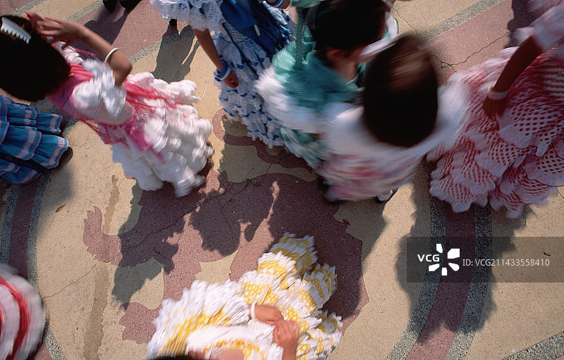 西班牙塞维利亚的弗拉门戈舞者图片素材