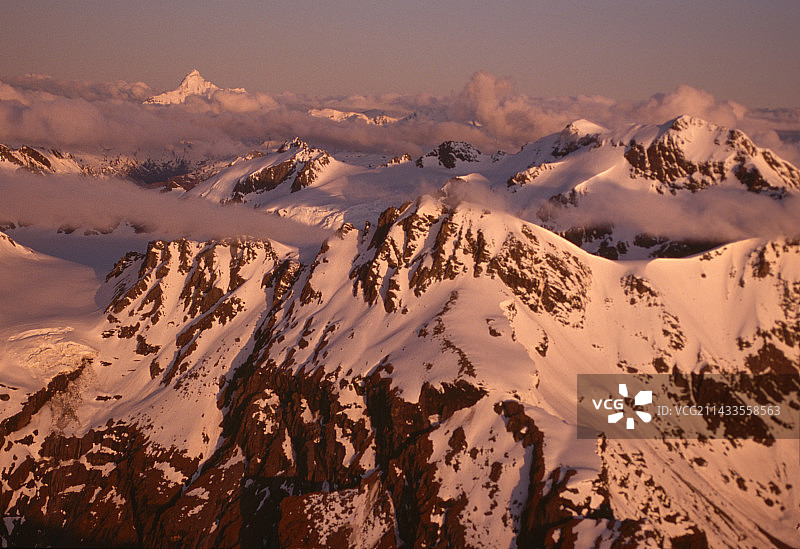 阿斯帕林山国家公园的雪峰图片素材