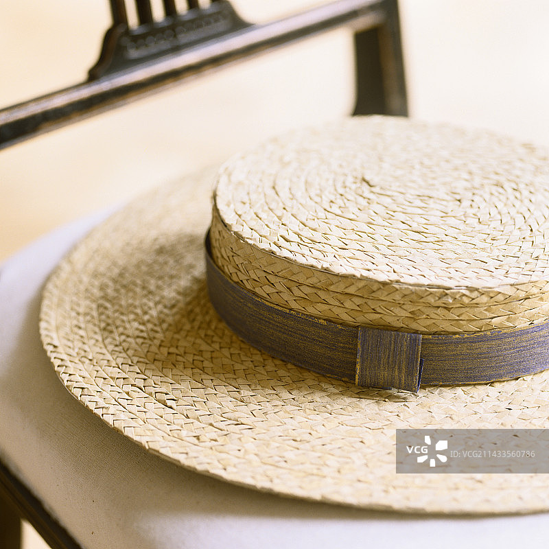 伊莎贝尔·德·博克格雷夫的纸礼服图片素材