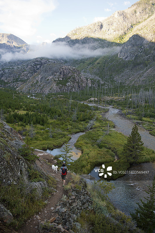在熊牙山脉背包旅行图片素材
