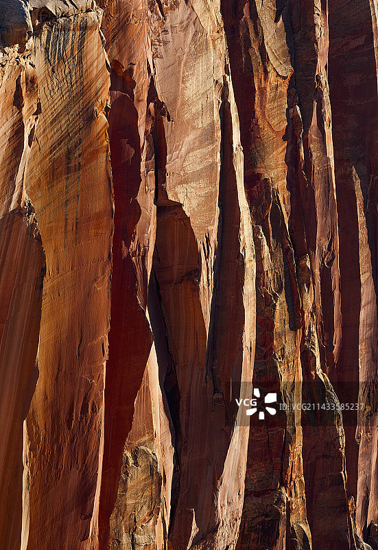 砂岩悬崖，犹他州国会礁国家公园，美国图片素材