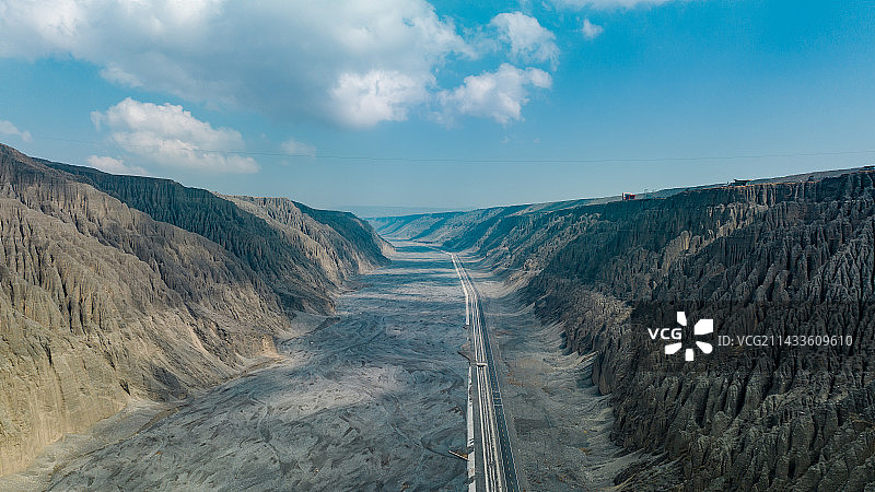 独山子大峡谷图片素材