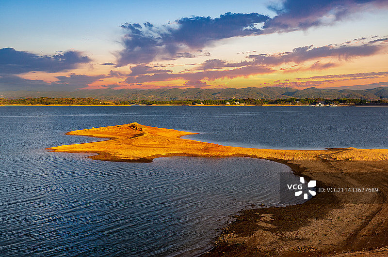 洈水水库的清晨图片素材