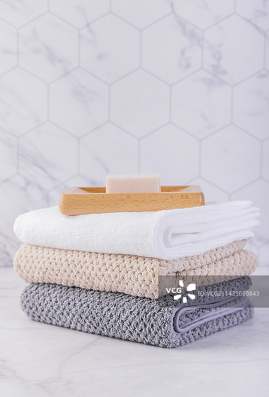 环保木制低碳人物卫生洗护护理产品图片素材