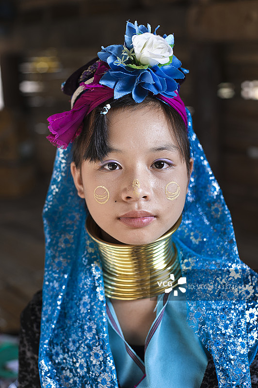 长颈巴东克伦族女孩图片素材