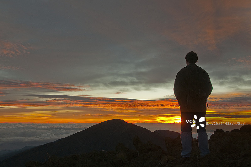 哈雷阿卡拉的日出图片素材