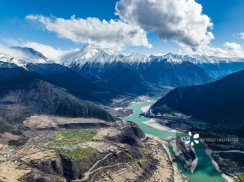 雅鲁藏布大峡谷图片素材