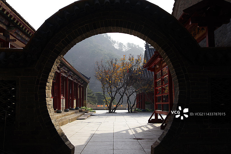 鞍山千山风景区古建筑群图片素材