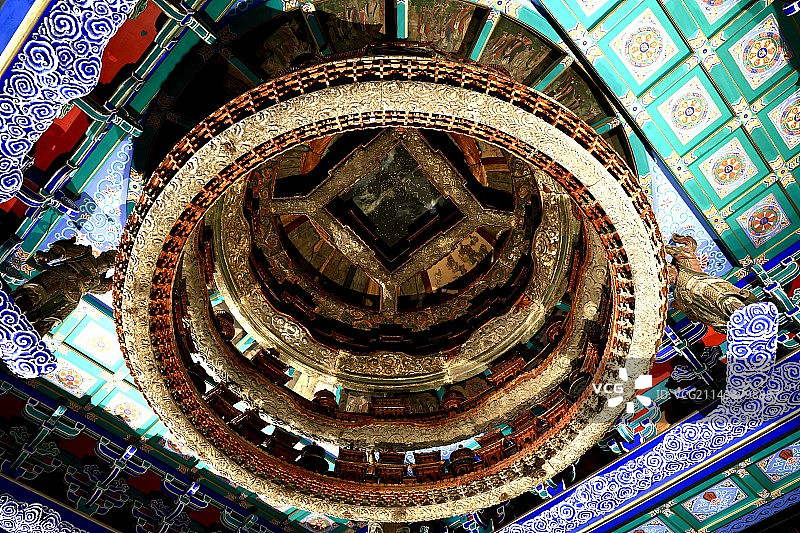 北京隆福寺“蟠龙藻井”，仰望星空图片素材