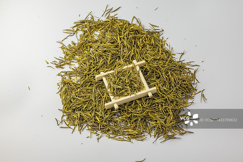 绿茶茶叶茶具茶盘茶杯茶叶罐图片素材