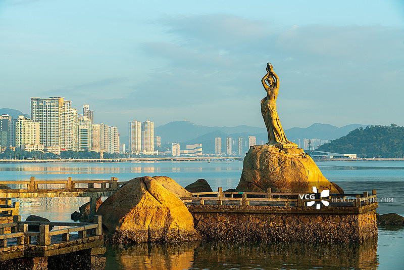 中国广东珠海渔女雕像风光图片素材