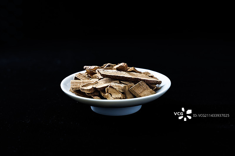 中药材灵芝饮片特写，产地安徽，补气安神，止咳平喘，扶正固本、滋补强壮的名贵药材图片素材