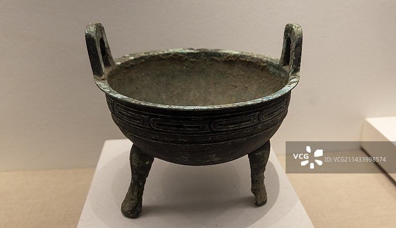 山东省青岛即墨博物馆馆藏文物，周铜鼎图片素材